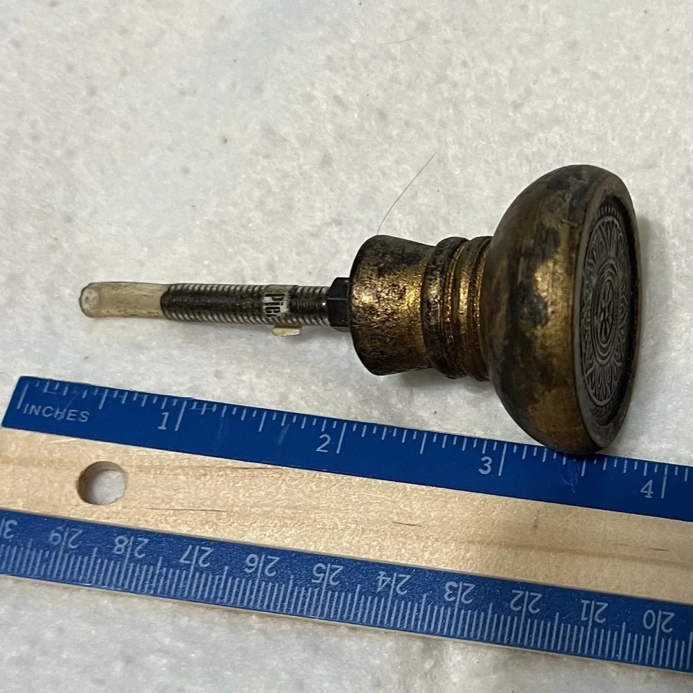 Pier 1 Knobs Bronze Color Cabinet Knobs Set of 7 Lightweight Wood Or Resin? 1.5